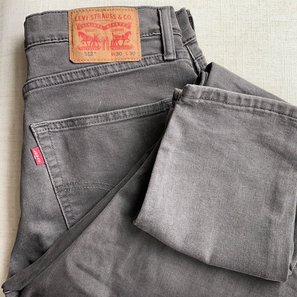 Men’s Levi’s 512 Slim Taper Jeans (Gray, W:30, L:30)